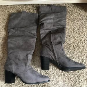 Maurice’s Faux Suede Boots ✨NWOT✨